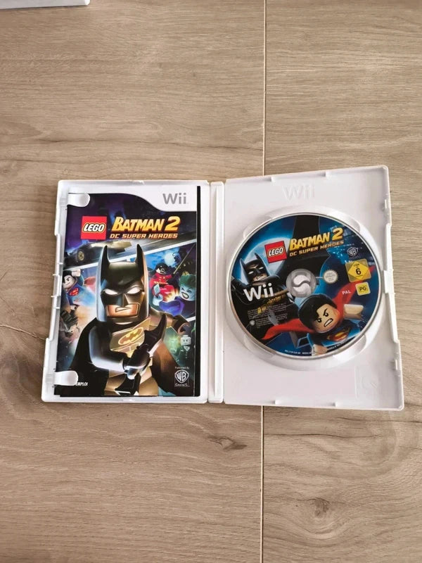 Lego batman 2 DC super heroes Wii