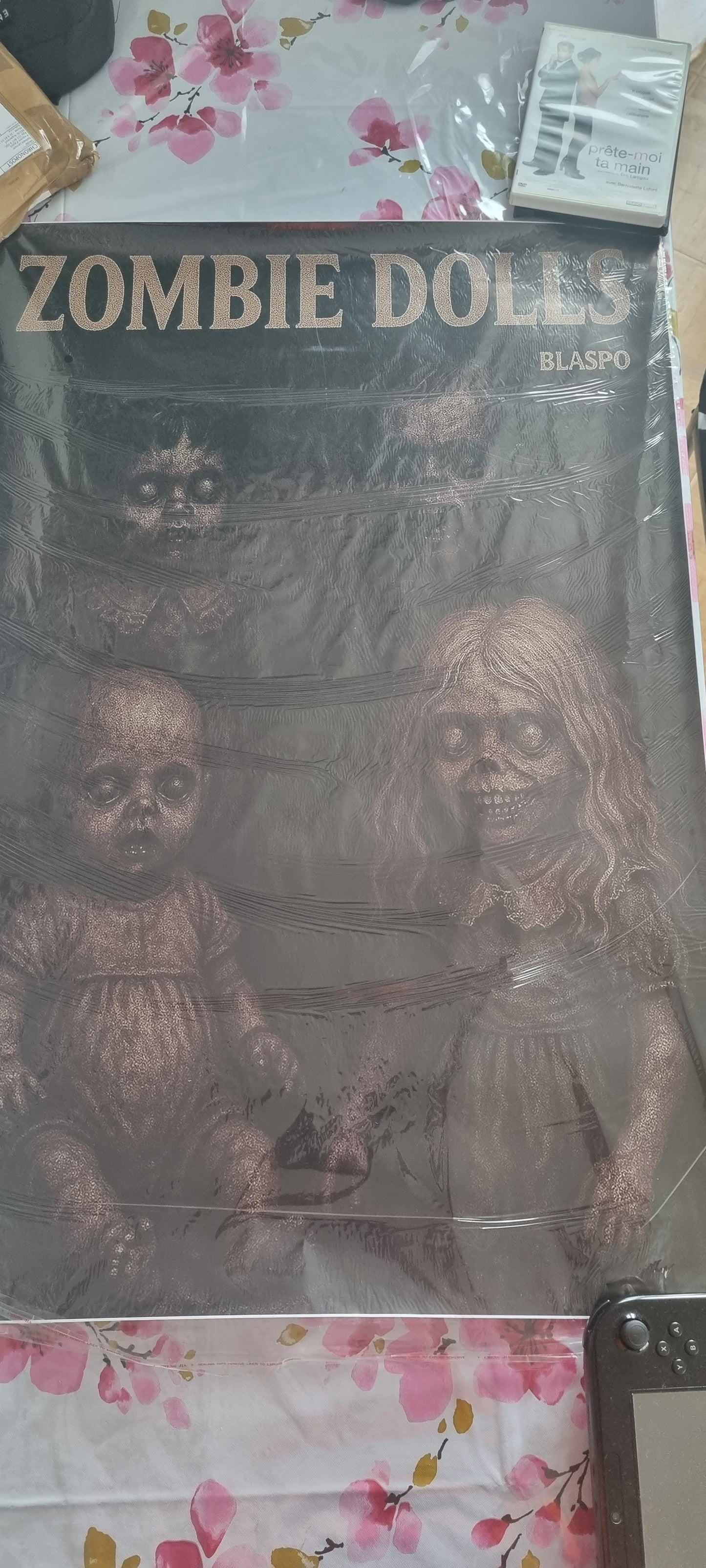 Stickers muraux Zombie Dolls – décoration murale horreur gothique macabre, salon chambre couloir – grand format exclusif – neuf 8