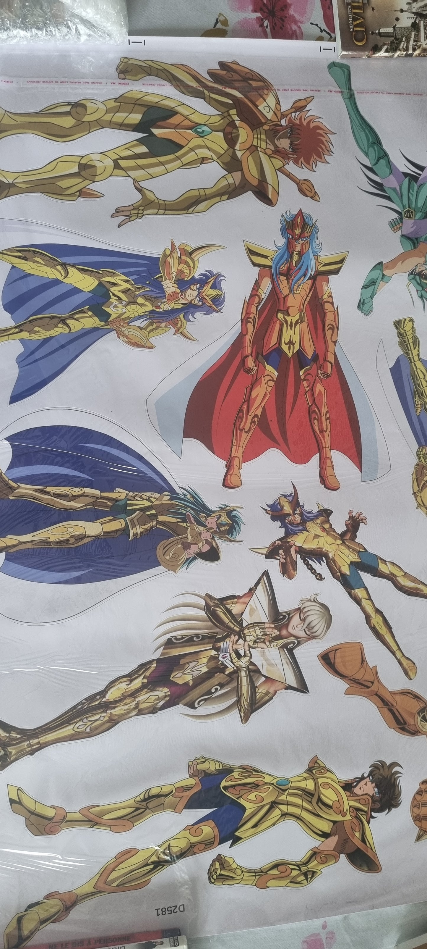 Stickers muraux Saint Seiya – Chevaliers du Zodiaque – Grand format 90 x 60 cm – Décoration murale épique, chambre ado, animé culte – 8