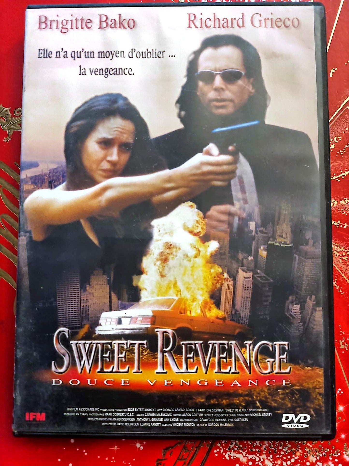 Sweet Revenge (Douce Vengeance) – DVD – Film Policier Thriller – Brigitte Bako – Richard Grieco