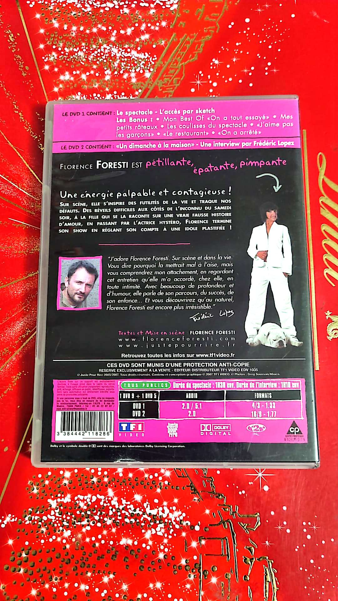 DVD : Florence Foresti fait des sketchs à la cigale+ un dimanche à la maison