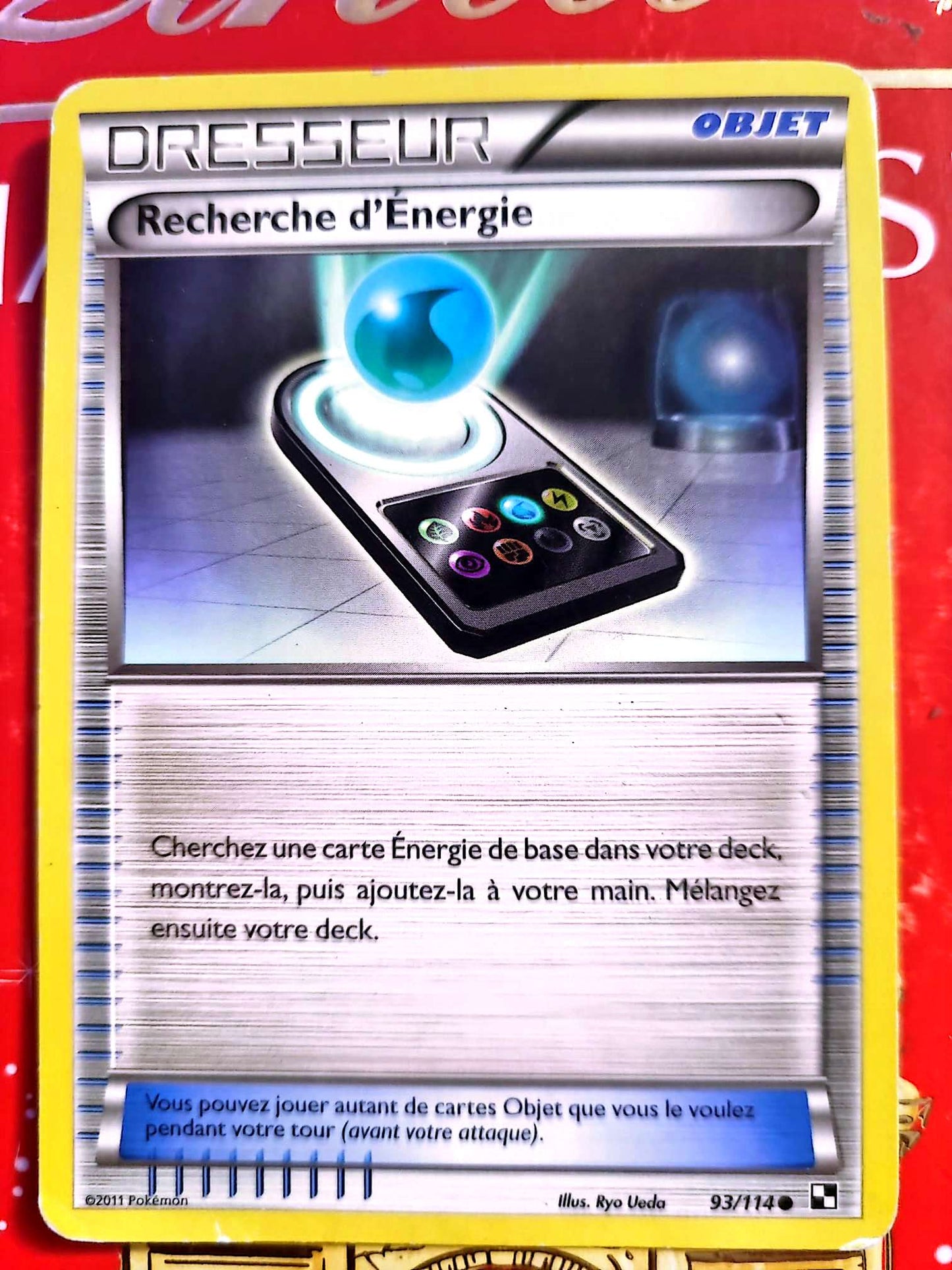 Carte Dresseur Pokémon Recherche d’Énergie 93/114 – Noir & Blanc – Carte Officielle carte pokemon