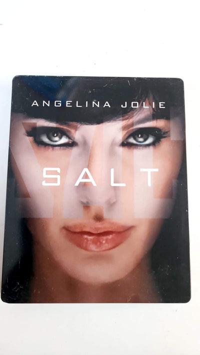 Salt – Blu-ray starring Angelina Jolie – Illustrated case