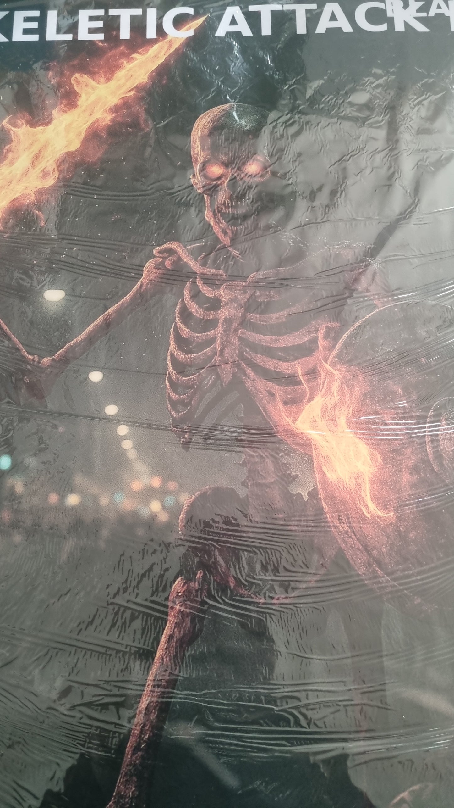 Stickers muraux SKELETIC ATTACK – Squelette en feu terrifiant – Grand format 90x60 cm – Art mural horreur, décoration chambre, salon, gaming room – Exclusif – 8