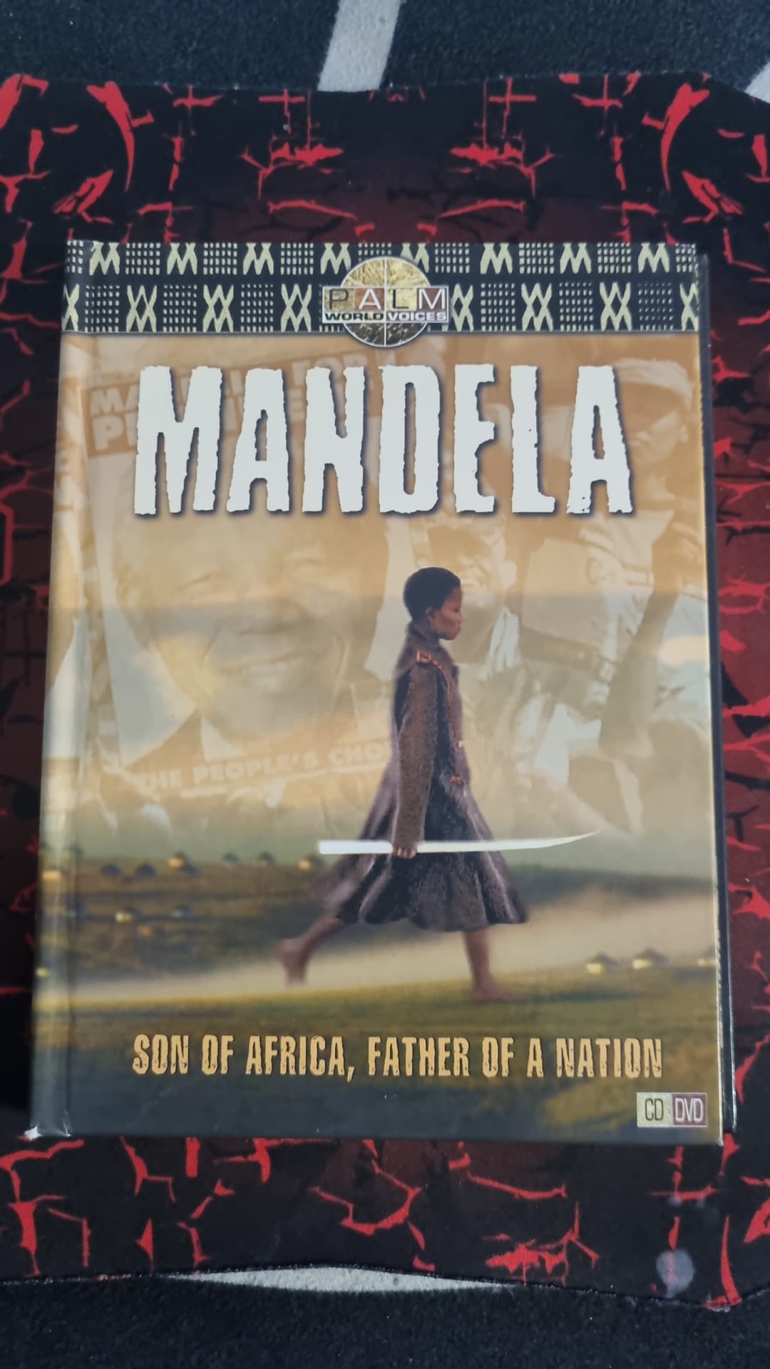 Mandela: Son of Africa, Father of a Nation