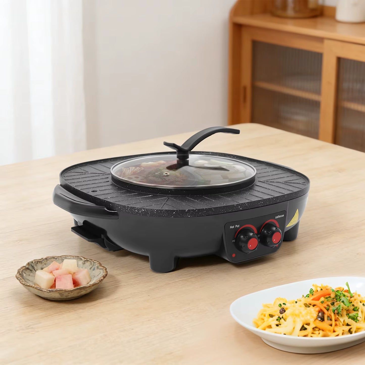 Hotpot et Grill Électrique 2 en 1 Sans Fumée Plaque Antiadhésive Cuisine Coréenne Multifonction Noir