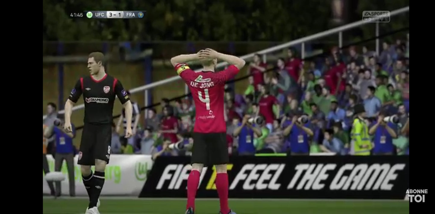 Jeu vidéo Xbox One : one EA Sports fifa 15
