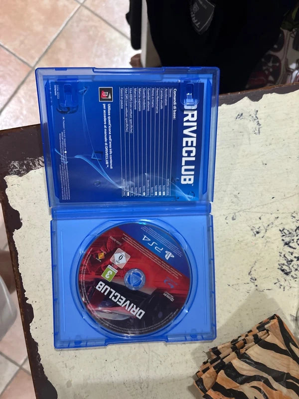 Gioco drive club usato una volta nel momento dell’acquisto e basta ps4