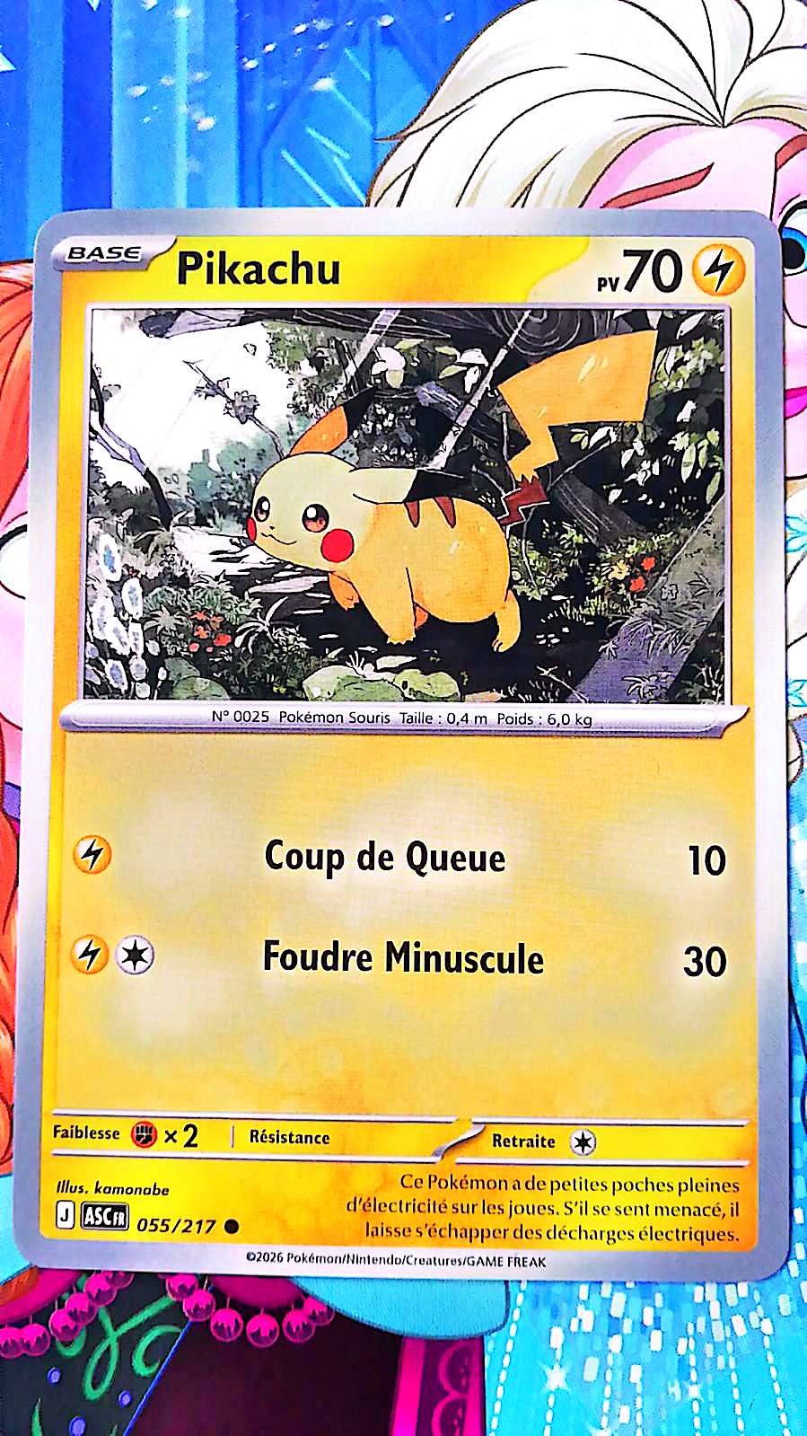 Carte Pokémon Pikachu 055/217 PV 70 – Carte Officielle Française – Type Électrik – Pokémon Iconique