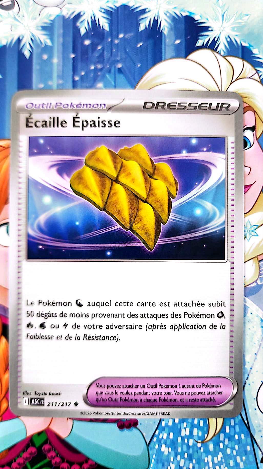 Carte Pokémon Écaille Épaisse 211/217 – Carte Dresseur Outil Pokémon TCG