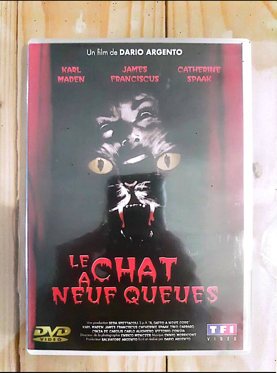 DVD : Le chat a neuf queue