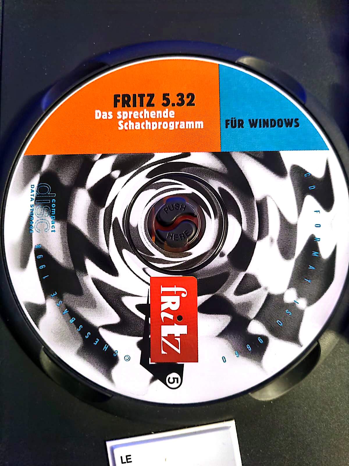 Fritz 5.32 – Jeu d’échecs PC – CD-ROM seul – Version Windows