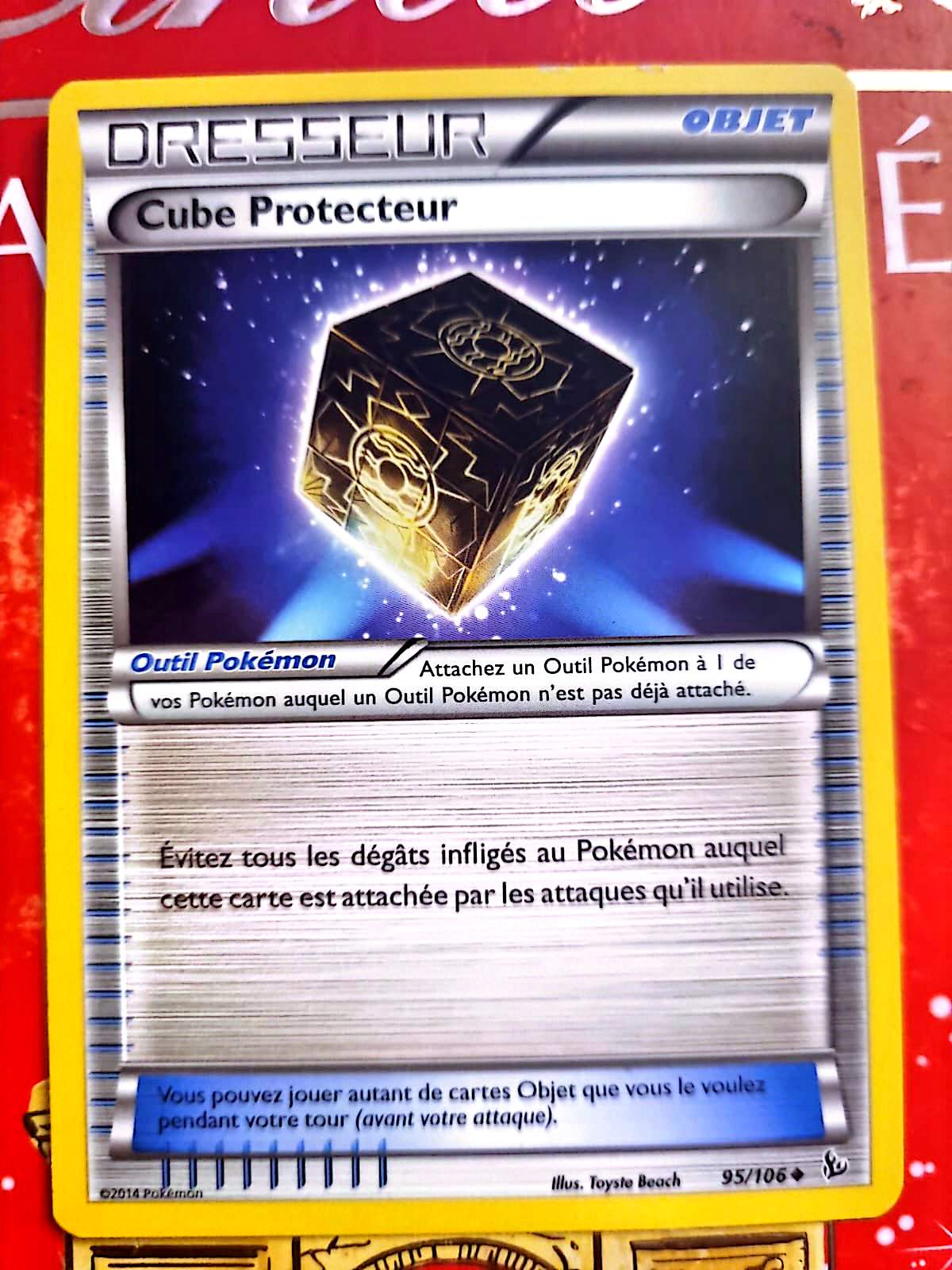 Carte Pokémon Dresseur Cube Protecteur 95/106 – Objet – Version française – Carte à l’unité
