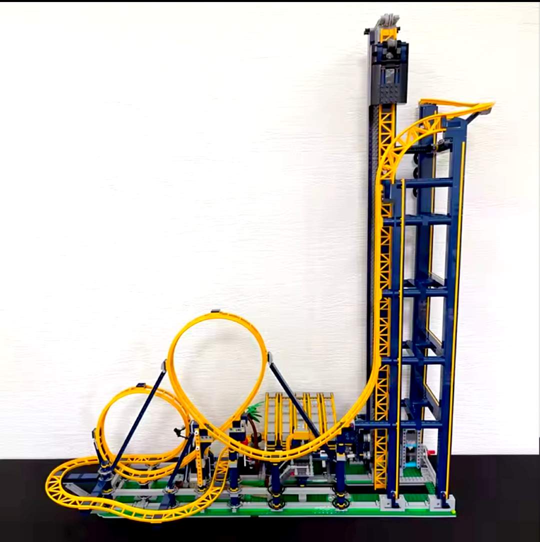 Parc d’Attraction en Blocs de Construction 3756 Pièces – Montagnes Russes Géantes à Assembler – Maquette Roller Coaster de Collection pour Adultes et Adolescents – Jeu de Construction Créatif