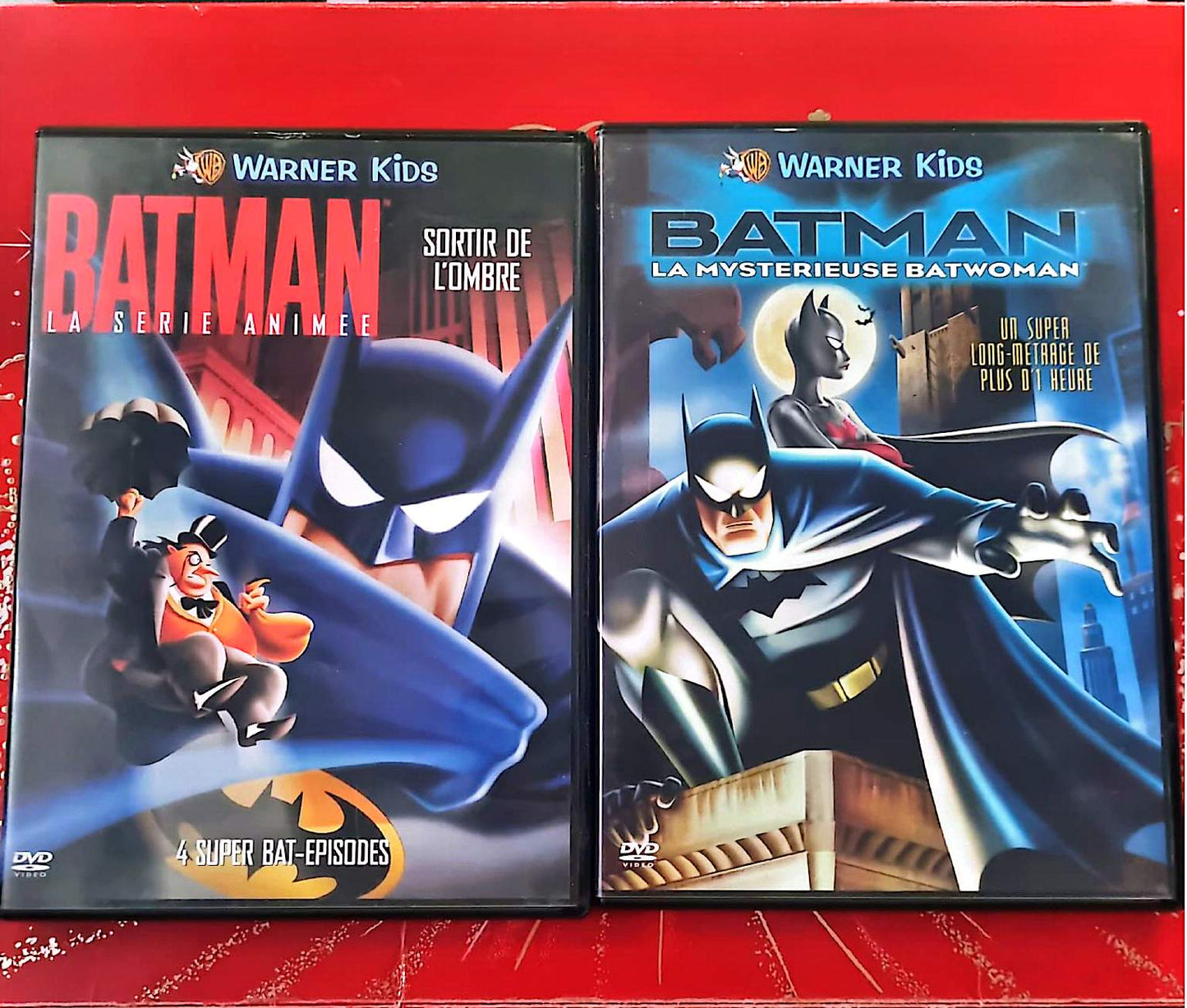 Batman – La Série Animée : Sortir de l’Ombre + La Mystérieuse Batwoman | Lot 2 DVD Warner Kids | Dessin Animé Action Aventure | DVD Zone 2