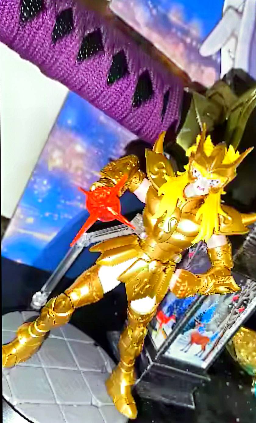Figurine articulée Saint Seiya Milo – 15 cm – Modèle collector à assembler avec accessoires – Chevalier d’Or du Scorpion – Livraison gratuite France – neuf