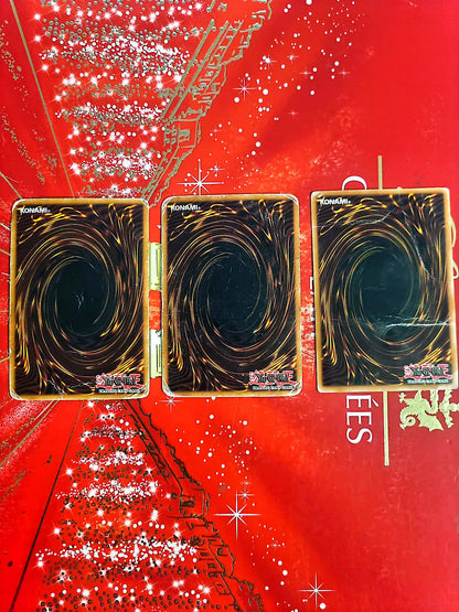Set of 3 Official Konami Yu-Gi-Oh! Cards – Deep Sea Shark – Scarr, Scout of Dark World – Magical Blast – French
