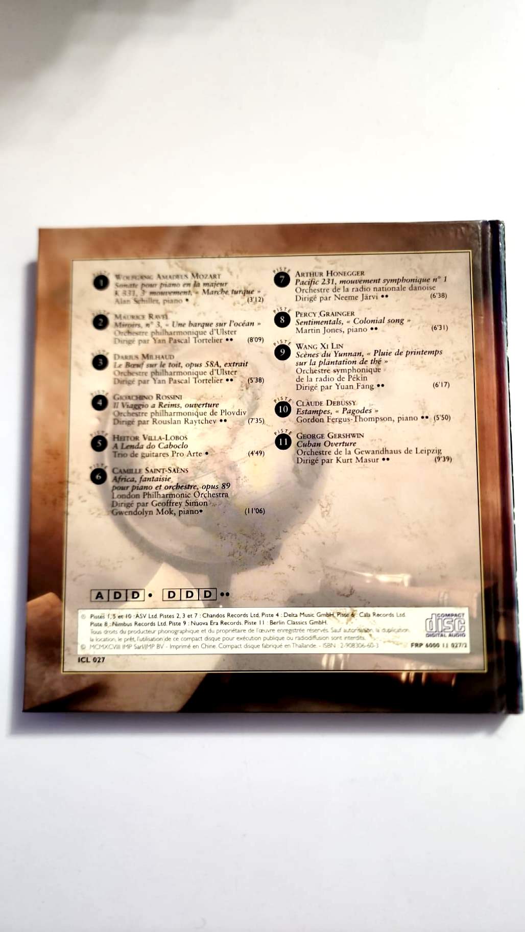 Autour du monde – Instants Classiques – Livre + CD audio – Très bon état