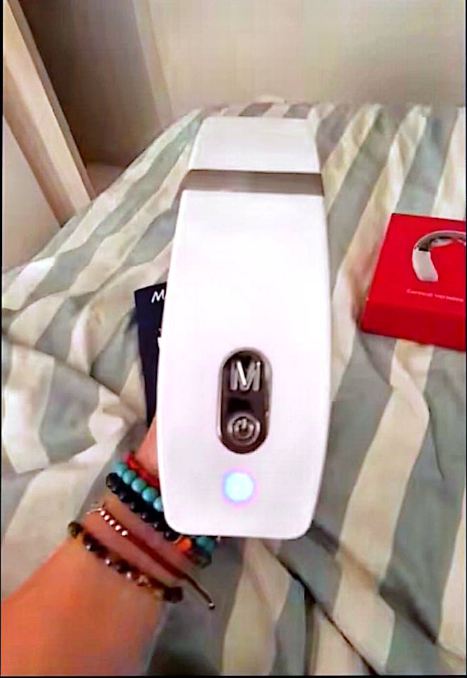 Masseur Cervical Intelligent Chauffant – Soulage Douleurs au Cou et Trapèzes – Électrostimulation, Chaleur, Léger et Rechargeable – Livraison Rapide 🇫🇷 – neuf