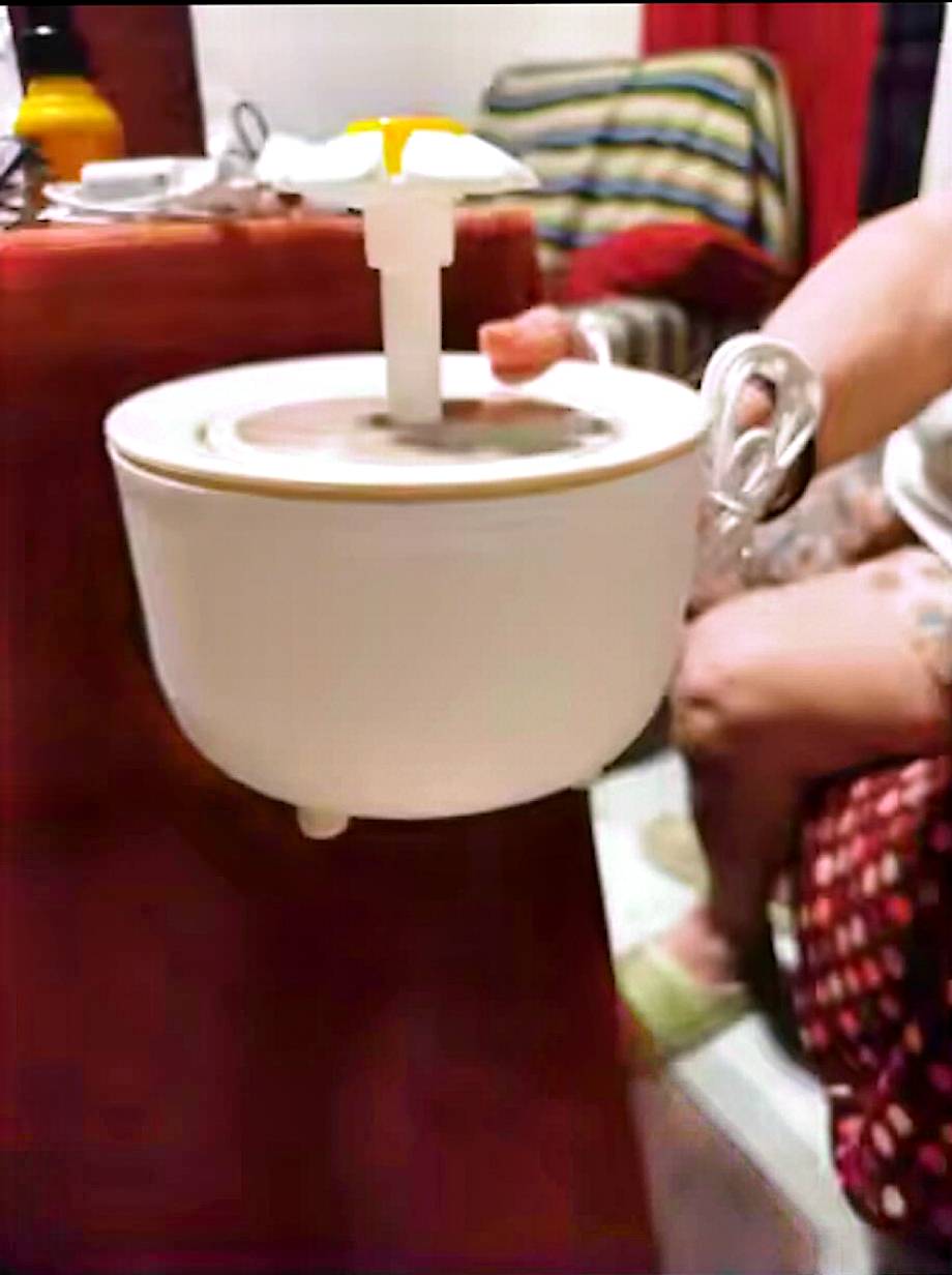 Fontaine à eau automatique pour chats et chiens – Abreuvoir silencieux avec filtre, 2 L – Hydratation continue pour animaux domestiques – neuf