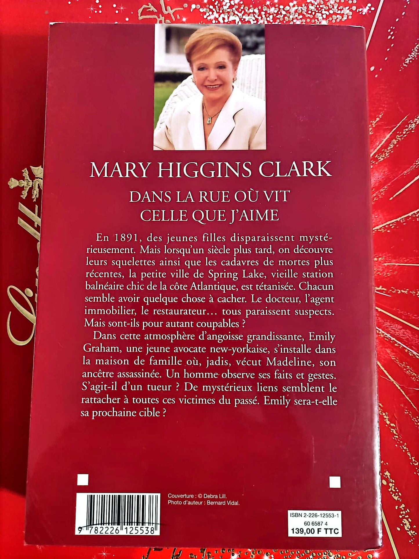 Dans la rue où vit celle que j’aime – Mary Higgins Clark – Roman Policier livre