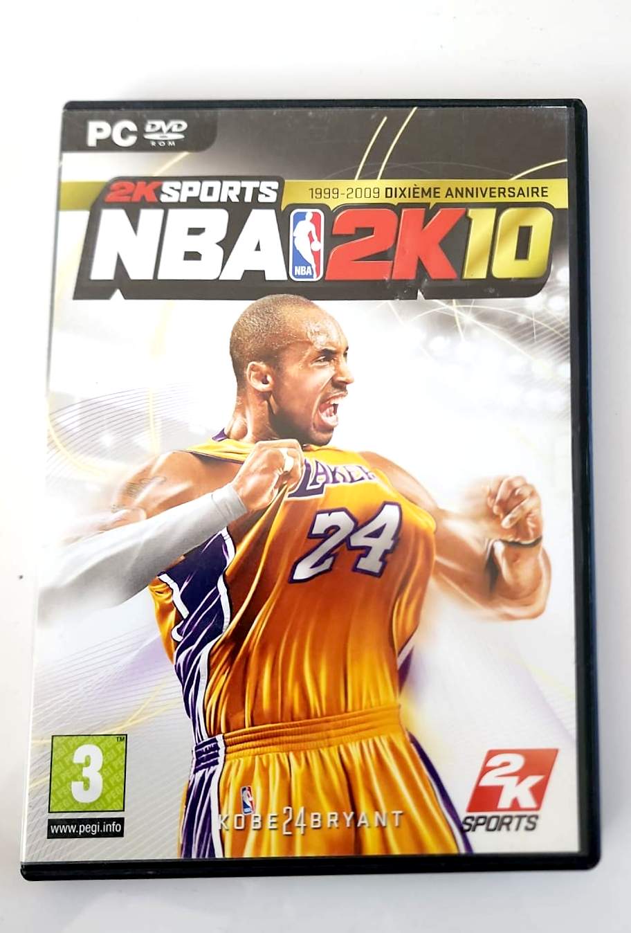 NBA 2K10 – PC DVD-ROM – Basketball – 2K Sports – Kobe Bryant Édition 10e Anniversaire – Version Française