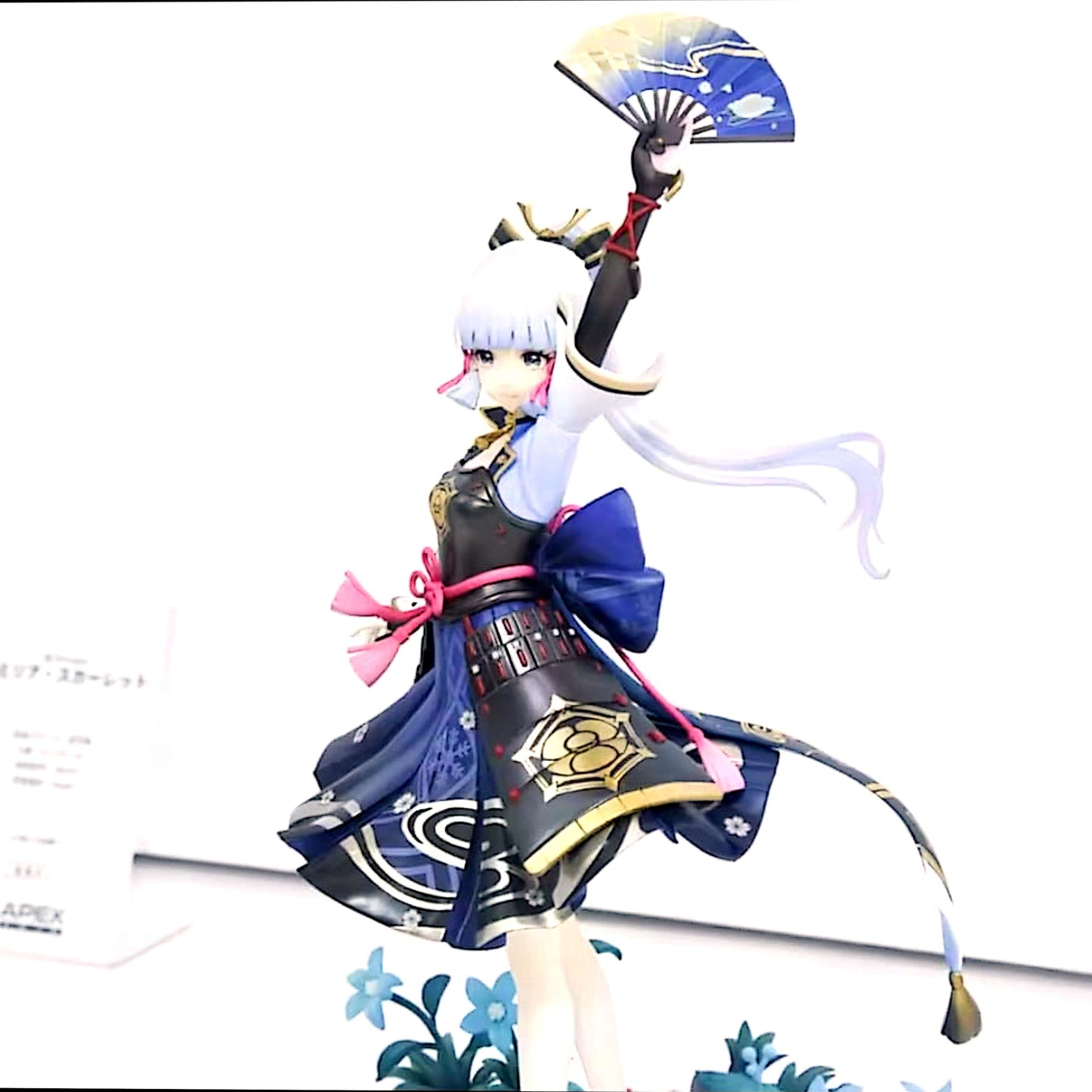 Figurine style anime – Kamisato Ayaka (avec boîte, PVC)