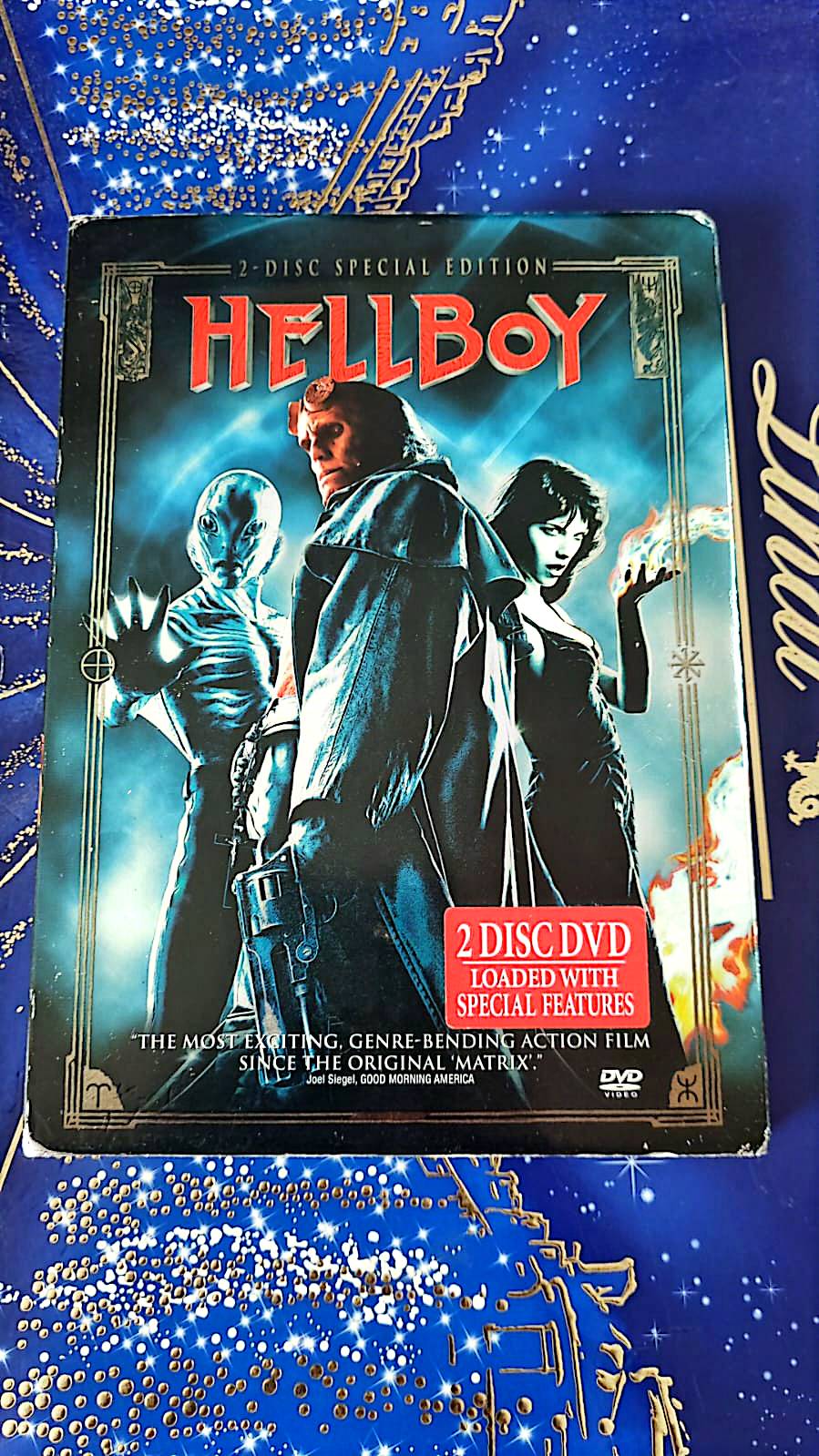 DVD : hellboy