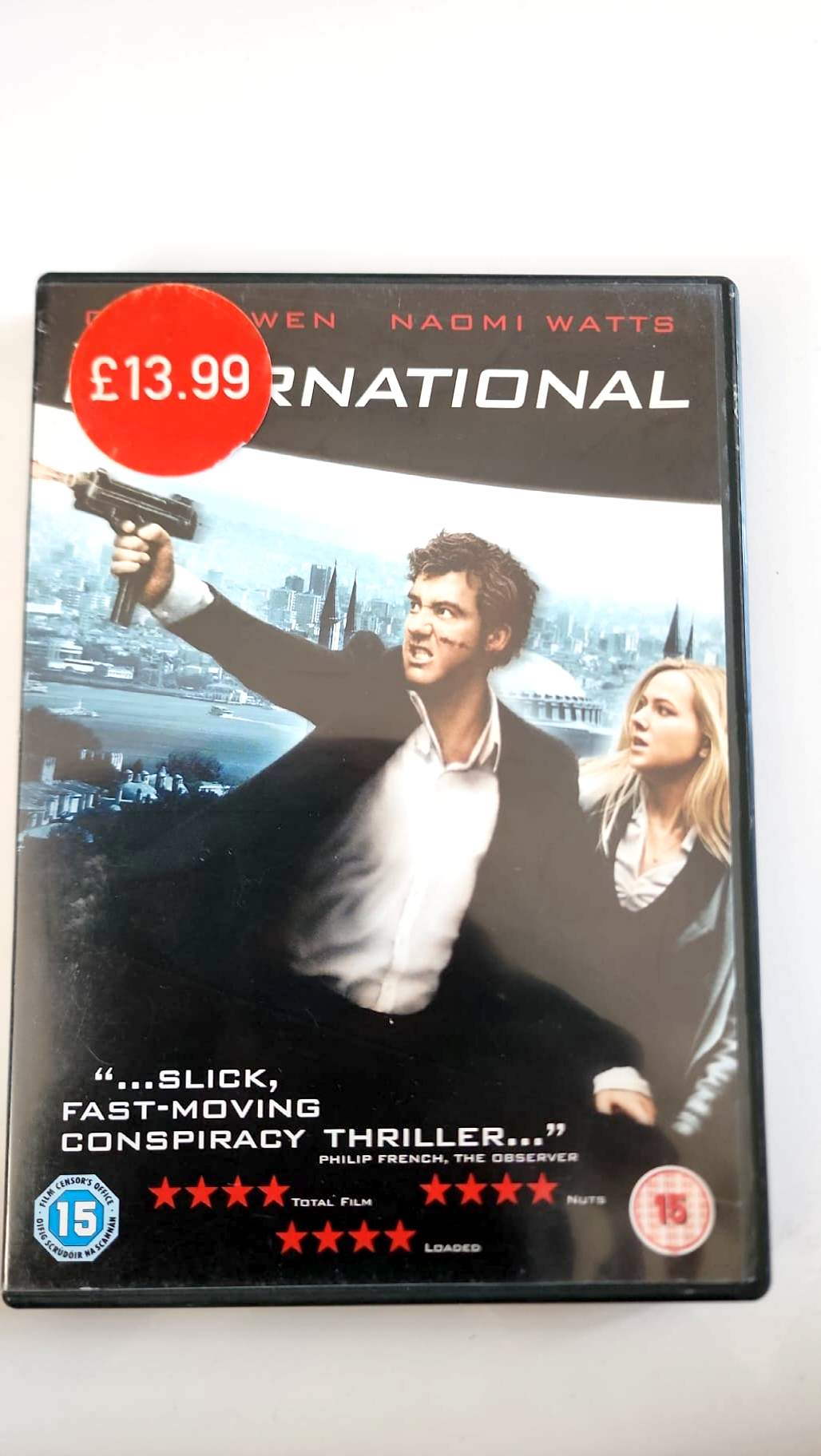 Jaquette avant du DVD The International avec Clive Owen et Naomi Watts