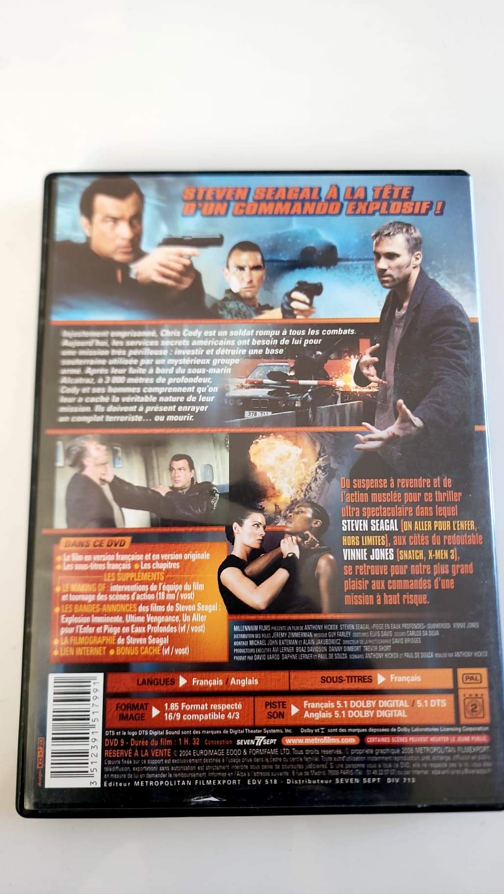 Piège en eaux profondes DVD Metropolitan, jaquette arrière et caractéristiques