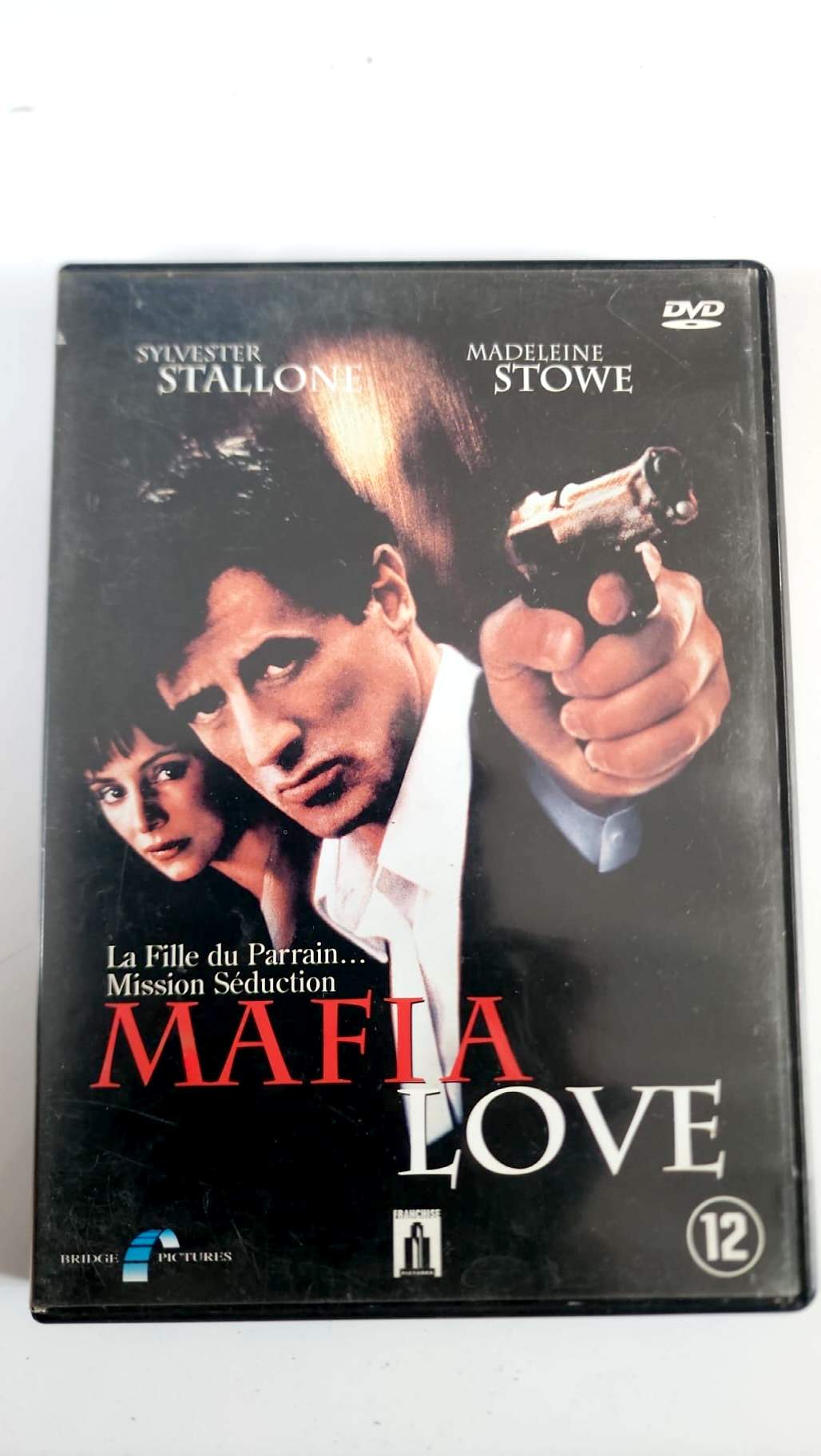 Mafia Love DVD Bridge Pictures, jaquette arrière et caractéristiques