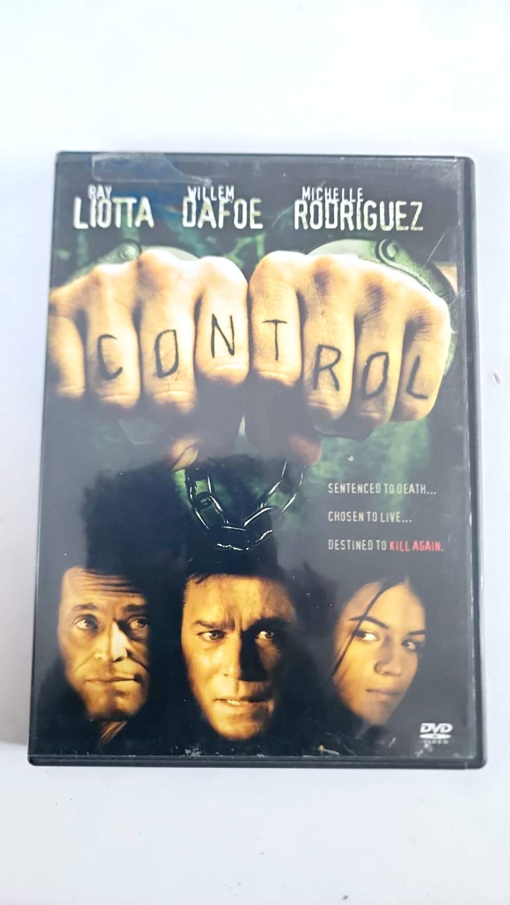 Jaquette avant du DVD Control avec Ray Liotta, Willem Dafoe et Michelle Rodriguez