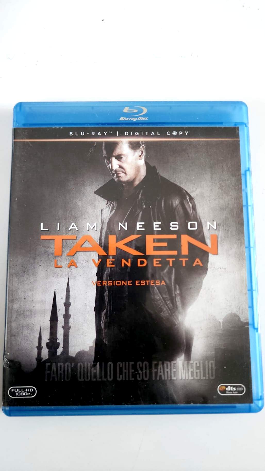 Taken 2 La vendetta : face avant du Blu-ray italien avec Liam Neeson