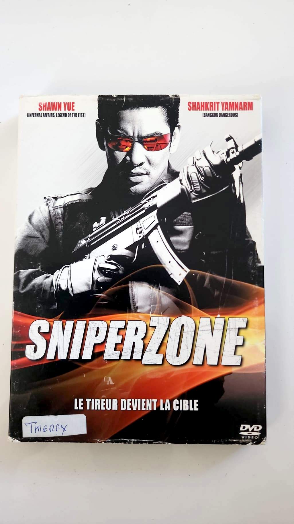 Sniperzone — DVD Action — Shawn Yue, Shahkrit Yamnarm — Le Tireur Devient la Cible | Zylo Distribution