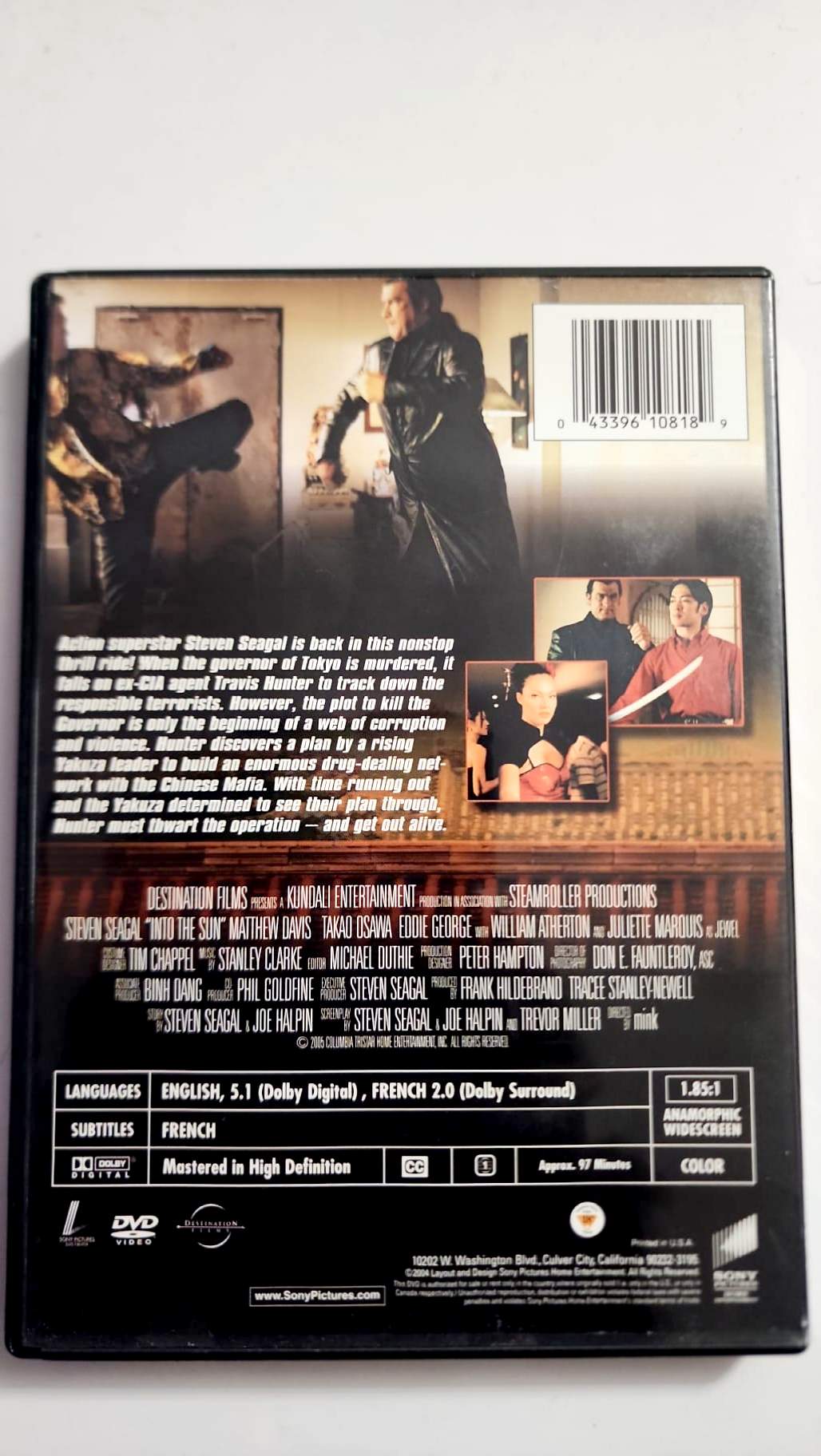 Into the Sun DVD Steven Seagal face avant
