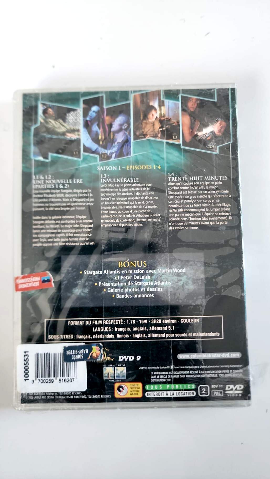 Stargate Atlantis saison 1 volume 1, dos du DVD avec épisodes et langues