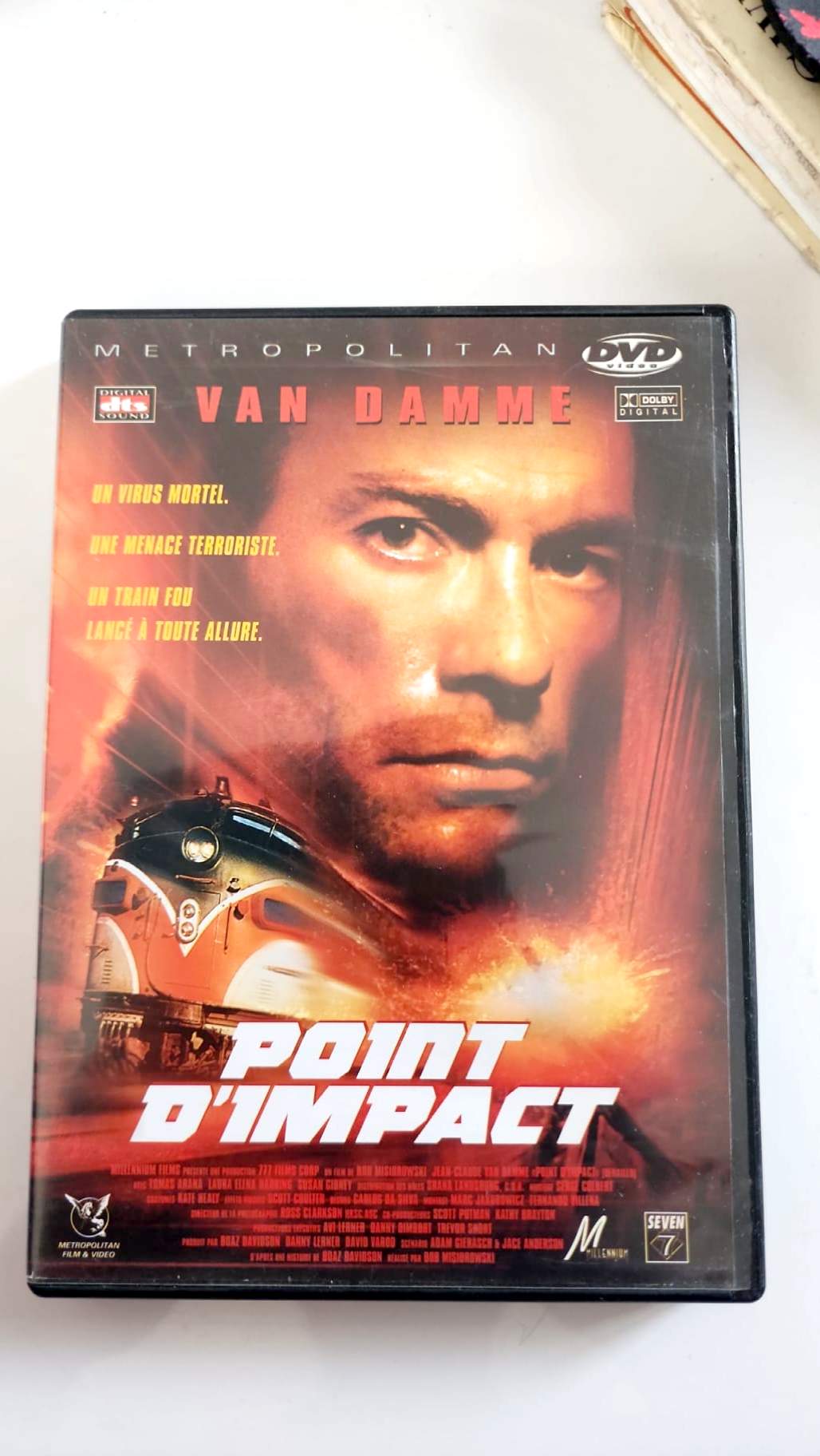 Punto de impacto – Jean-Claude Van Damme – DVD Metropolitan Filmexport segunda mano