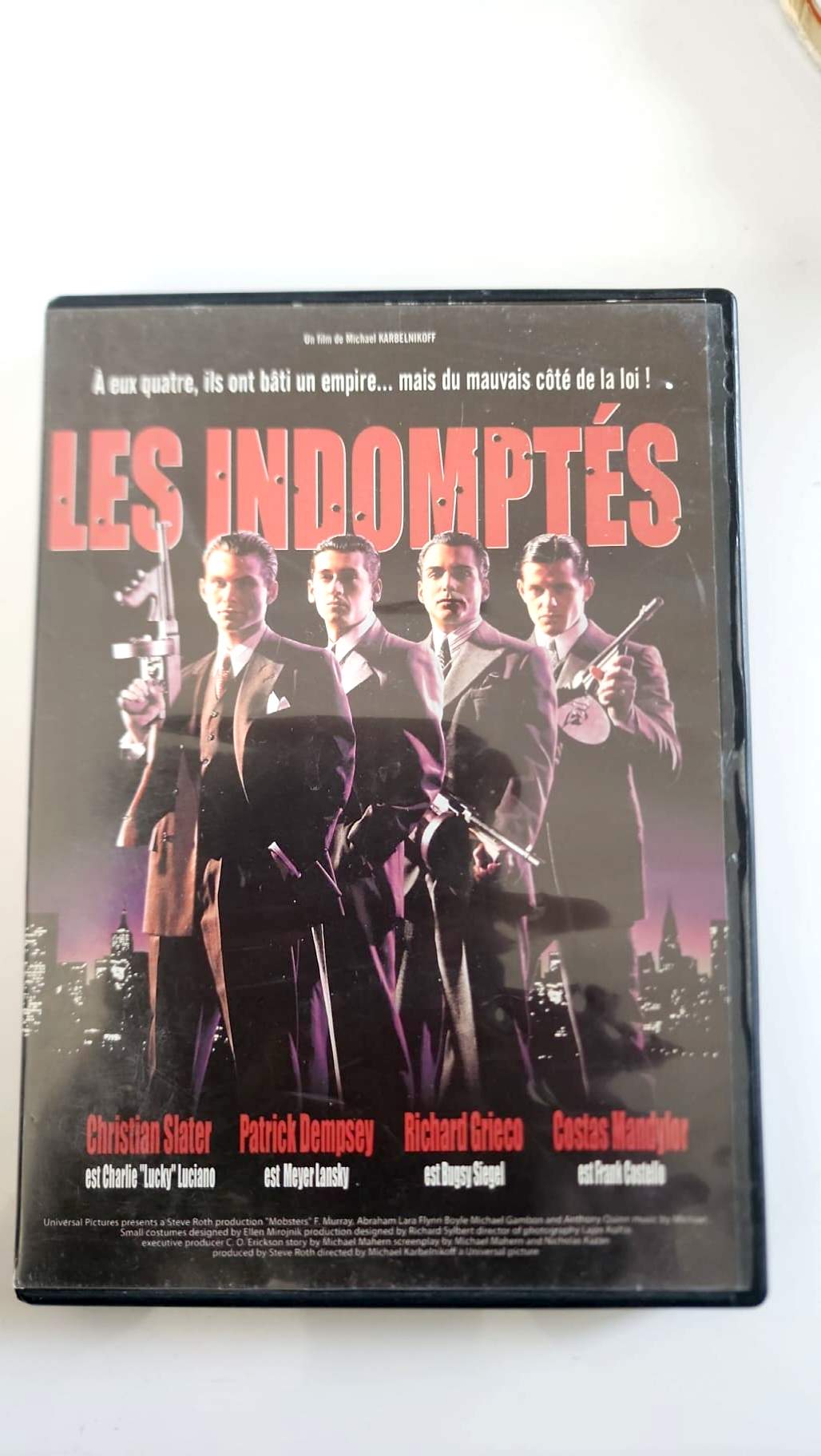 Jaquette avant Les Indomptés DVD