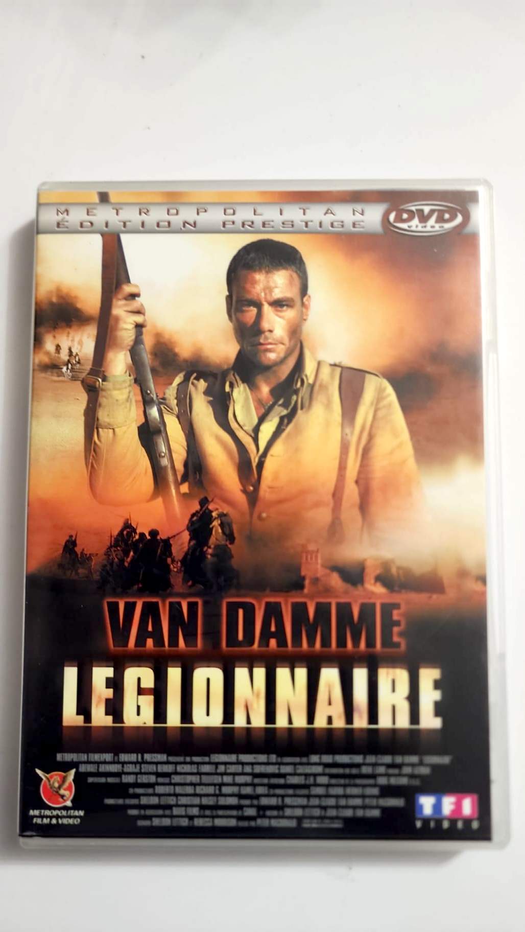 Jaquette avant du DVD Légionnaire avec Jean-Claude Van Damme, édition Metropolitan Filmexport