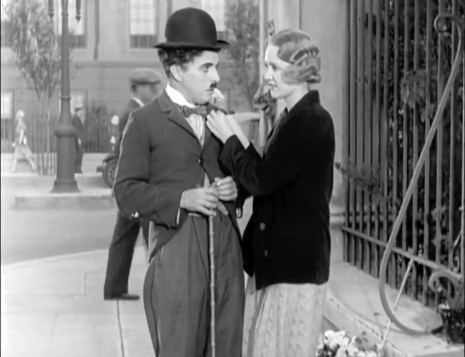 City Lights (Les Lumières de la ville) – Charlie Chaplin – Film Classique – DVD Cinéma Muet