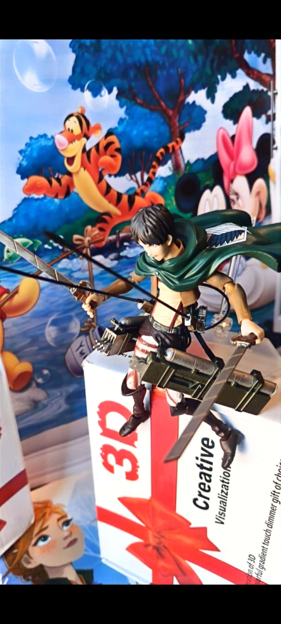 Figurine articulée Levi Ackerman Figma 207 – L’Attaque des Titans – Collection anime – Avec accessoires Figurine