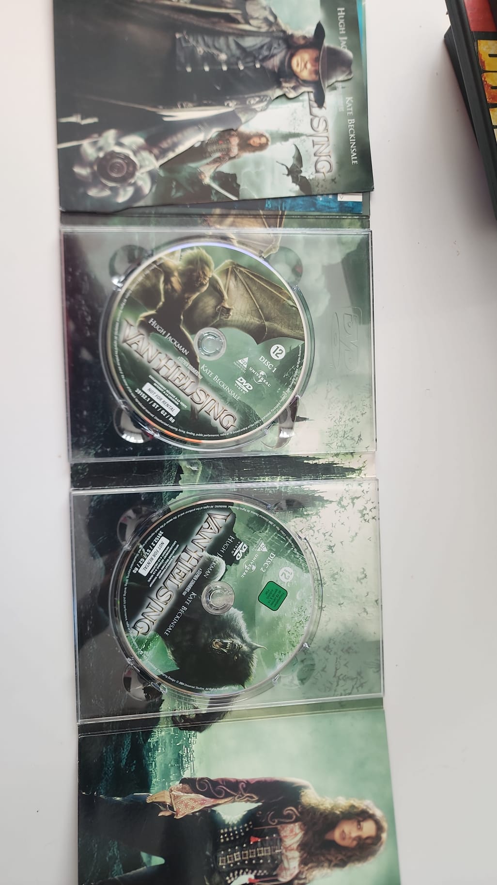 Intérieur du coffret 2 DVD Van Helsing avec ses deux disques