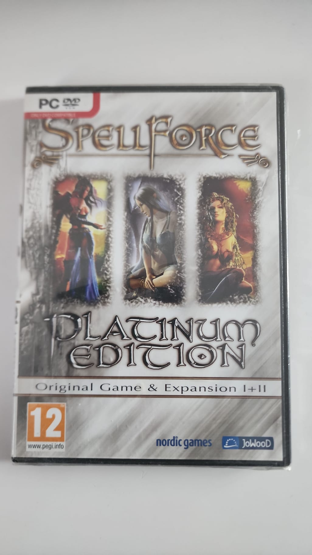 SpellForce Platinum Edition – Jeu PC DVD-ROM et 2 extensions – Nordic Games – Neuf – PEGI 12