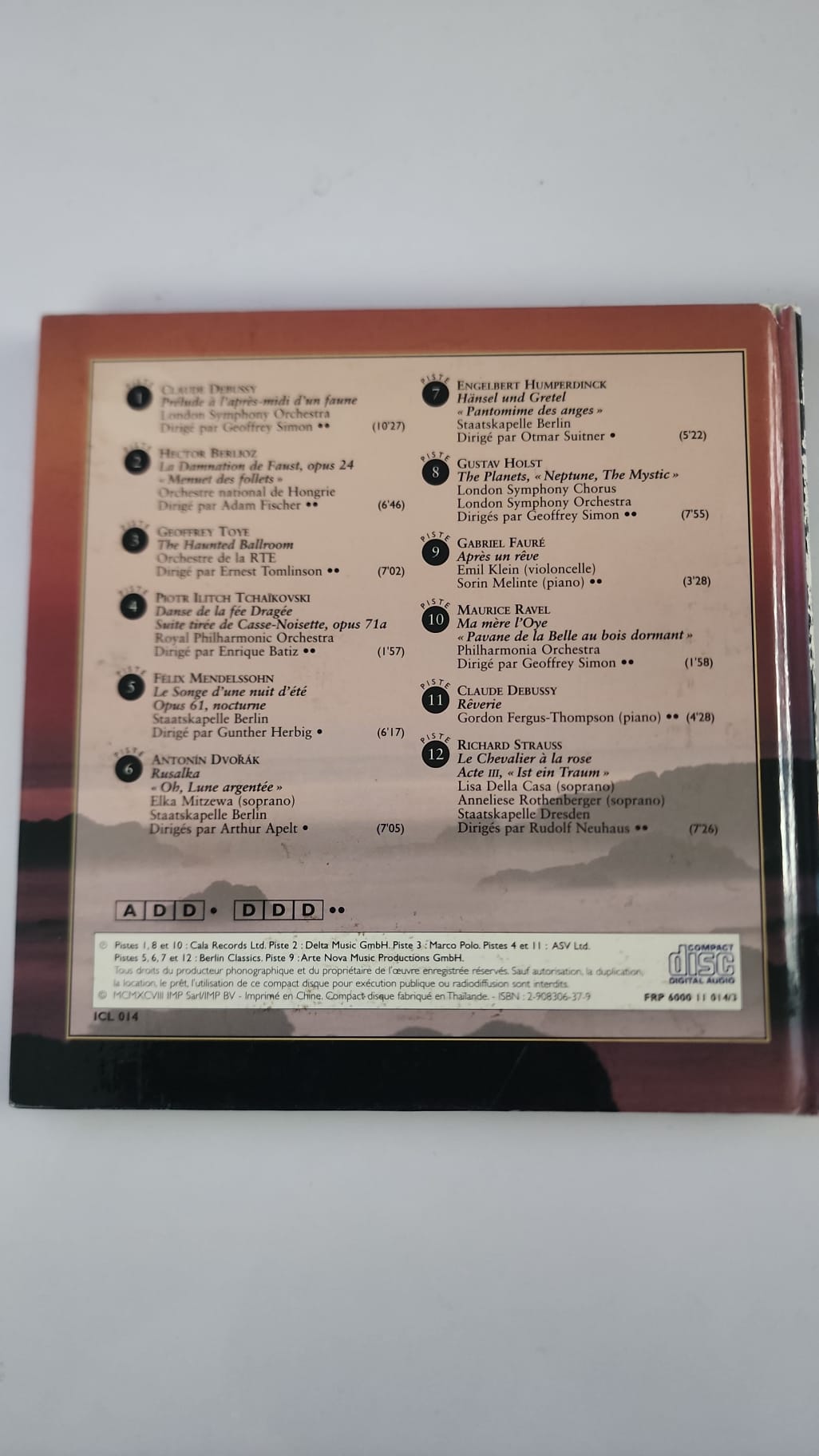 Classical Moments – A world of dreams – Classical music – Book + Audio CD included – Compilation