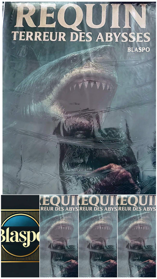 Sticker Mural Requin Terreur des Abysses 90x60 cm – Décoration Murale Océan & Horreur – Neuf – Vendu par Blaspo
