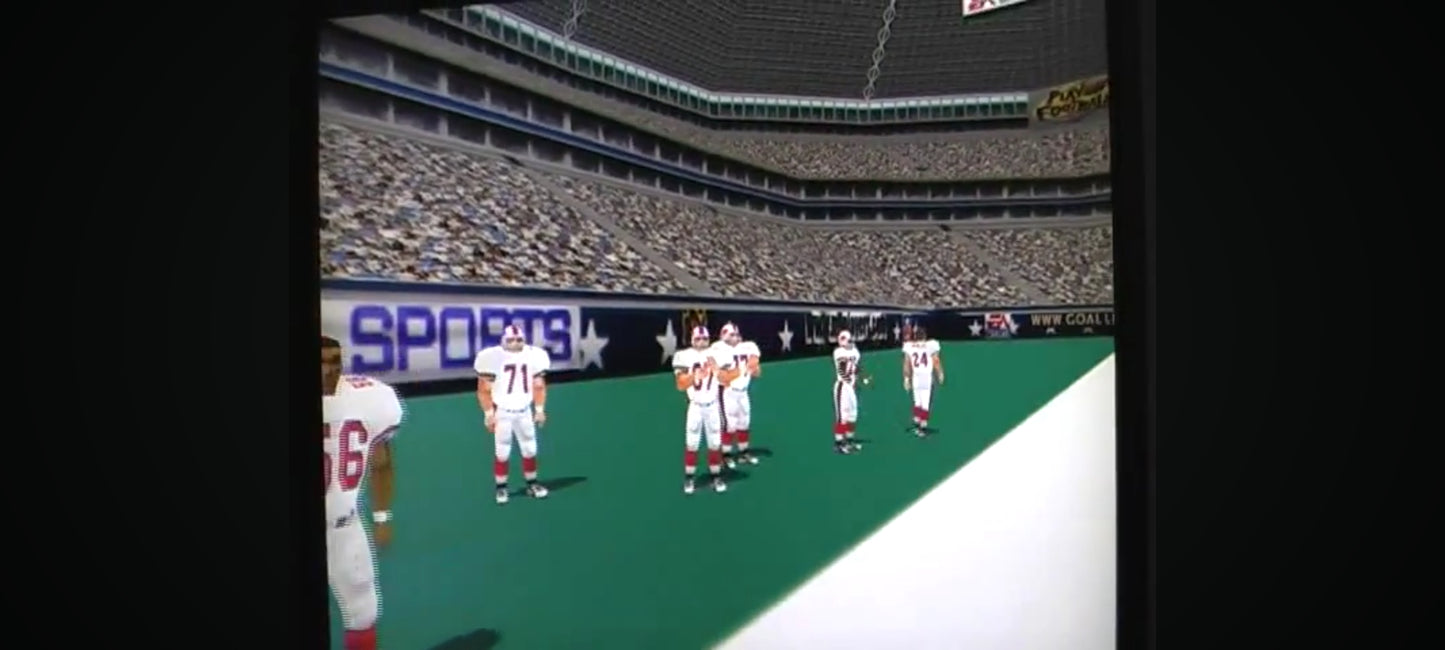 Jeu vidéo PC : EA sports Madden 2000