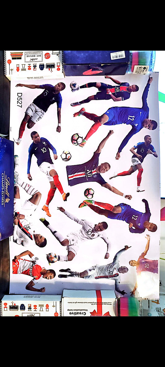 Stickers muraux Kylian Mbappé – Grand format 90 x 60 cm – Football, PSG, Équipe de France – Déco sportive chambre ado – 8