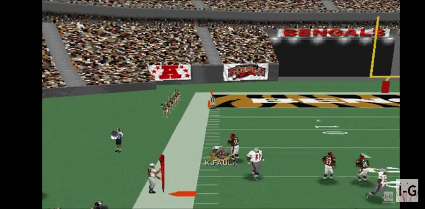 Jeu vidéo PC : EA SPORTS madden 2000