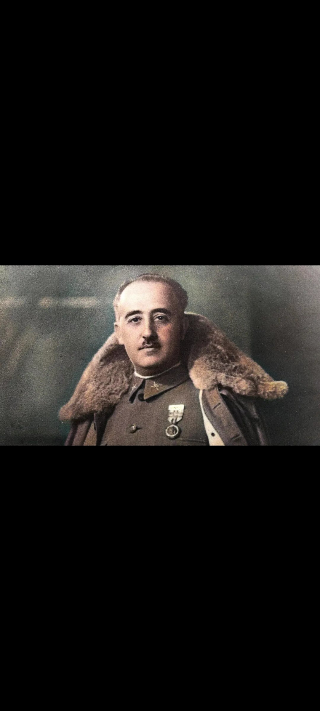 Franco, a presentable dictator! – Évidis documentary DVD – Good condition