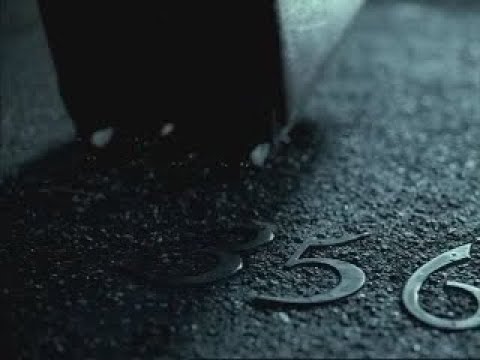 Six Feet Under, courte publicité DVD de la saison 1 en anglais ; aperçu de la série pour le disque 5, sans attester du contenu exhaustif de ce disque.